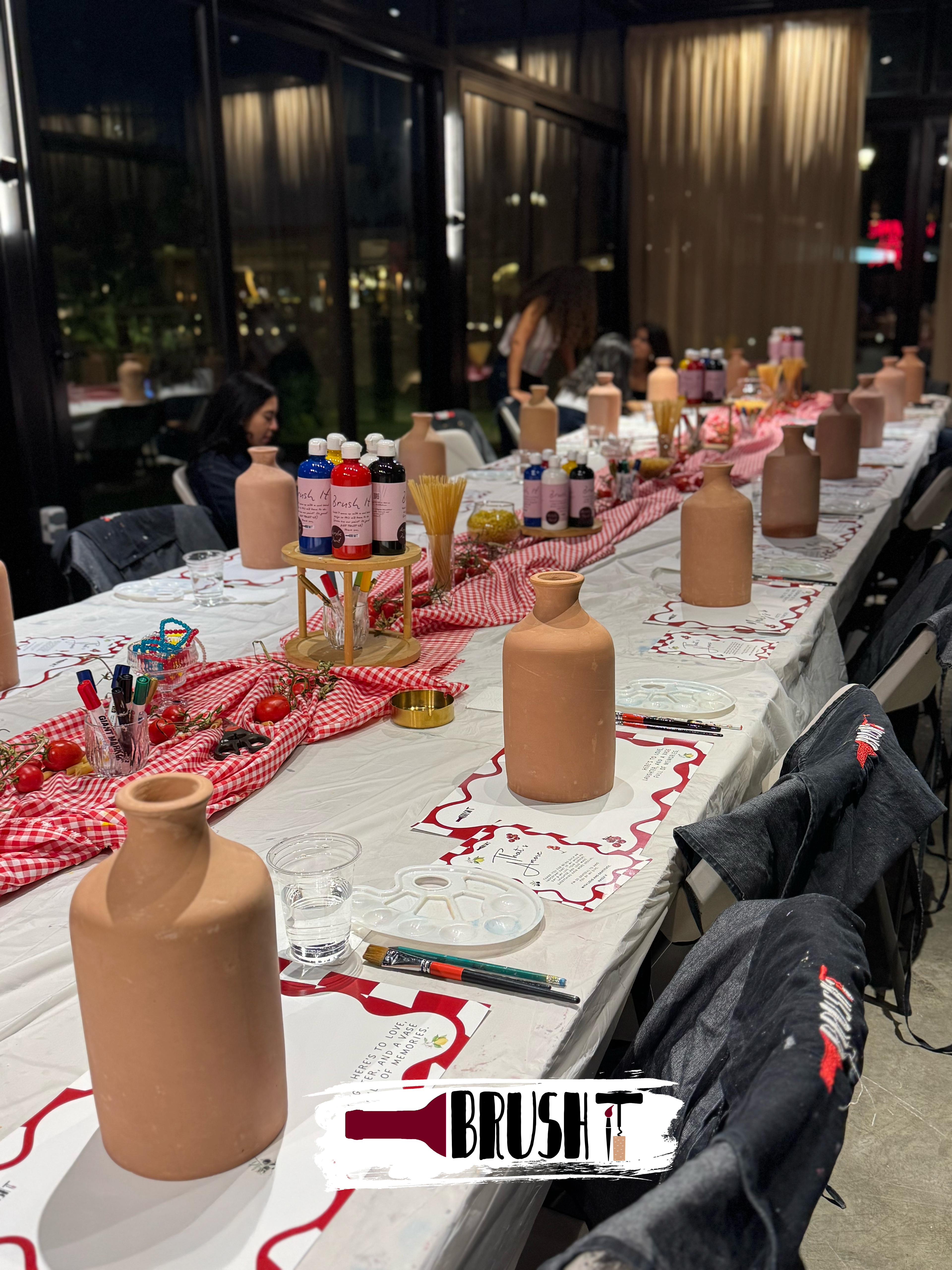 *Vases* Thursday, January 29th - 7:00 pm - 9:00 pm - BRUSH IT STUDIO - KATAMEYA HEIGHTS - NEW CAIRO